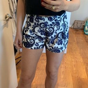 Patterned shorts